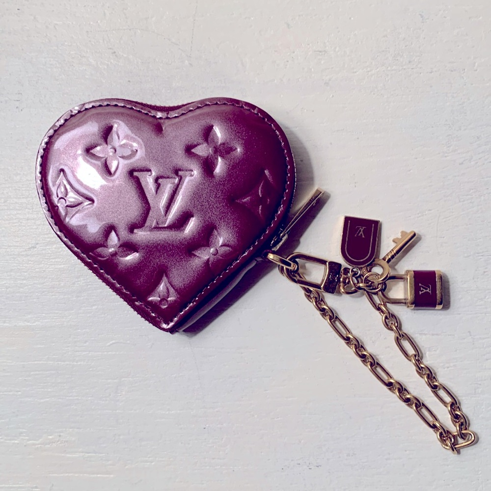 Louis Vuitton monogram Vernis heart shape coin purse